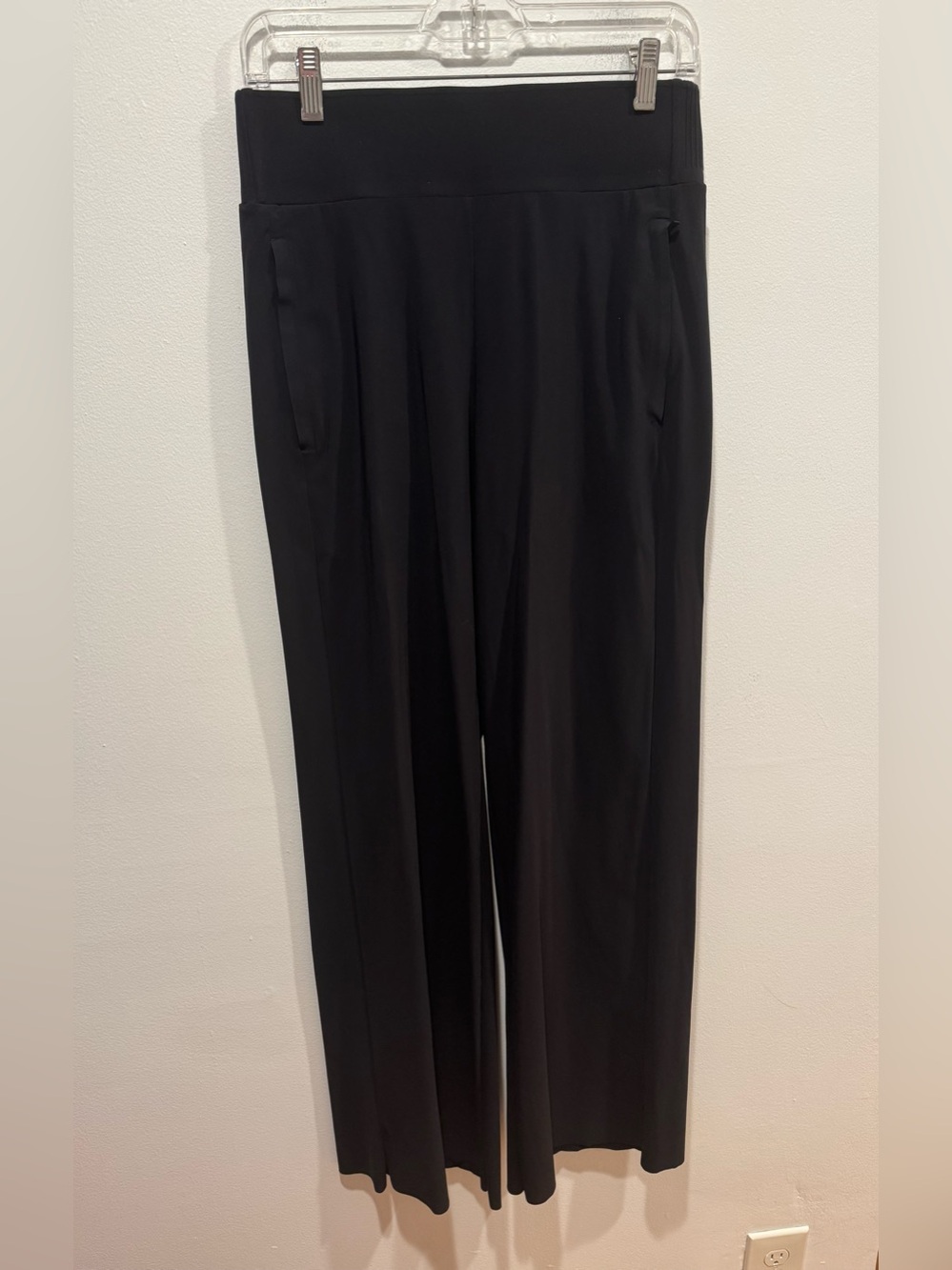 Athleta Black Wide Leg Cosmic Pants